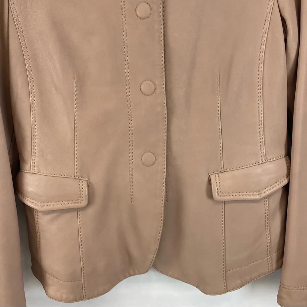 Giorgio Armani‎ Tan Leather Jacket Made in Italy Size 42 (US 6)